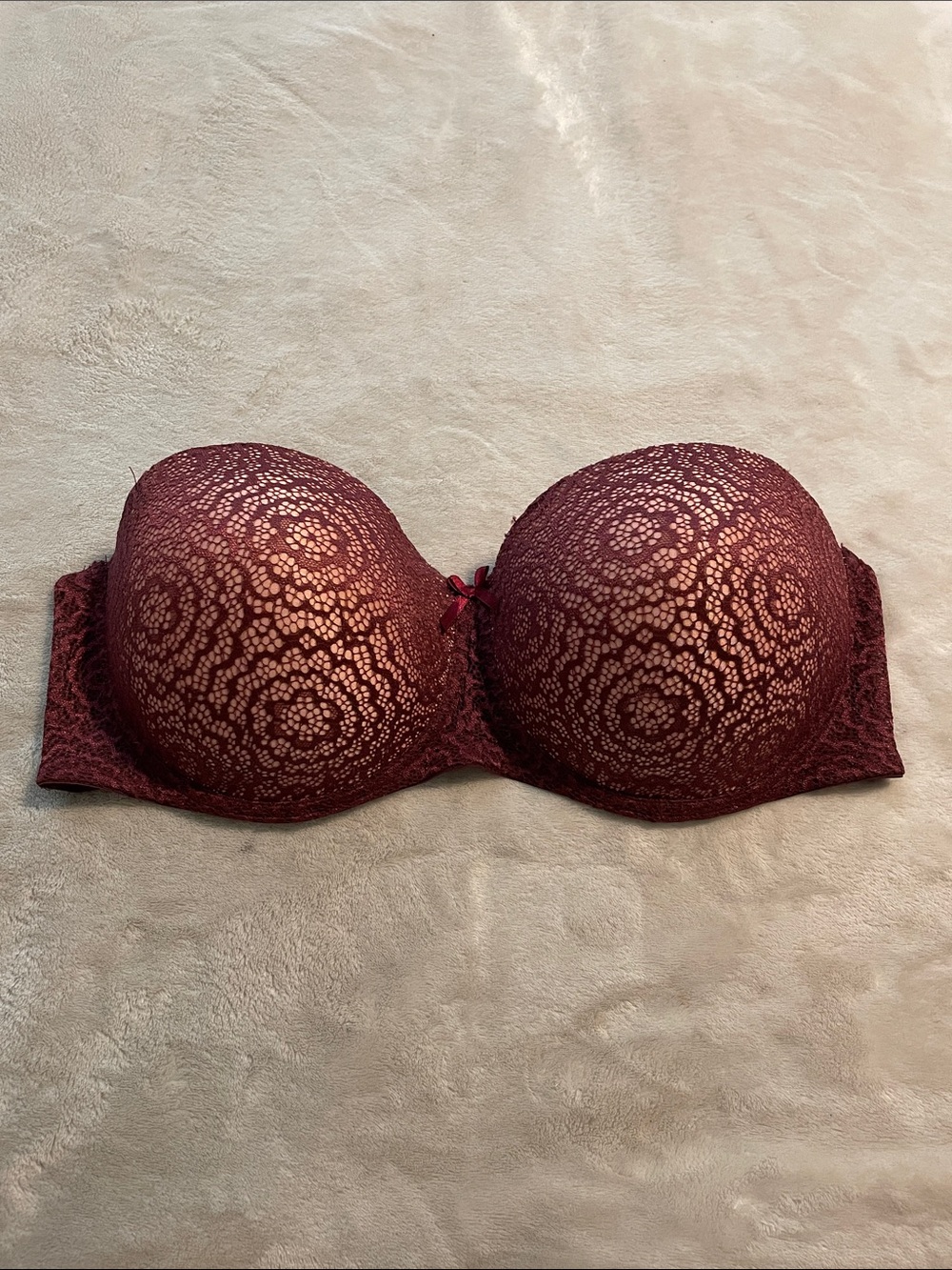 Strapless Lace Push-Up Bra - Burgundy
